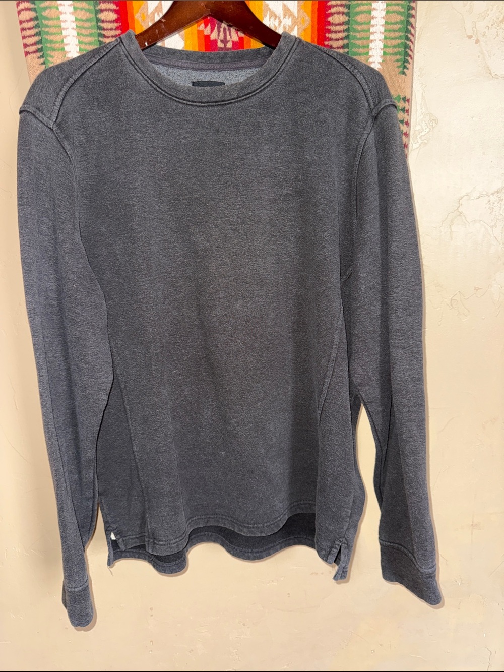 Prana men’s charcoal gray sweatshirt sweater size xl